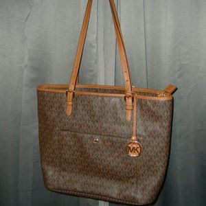 MICHAEL KORS